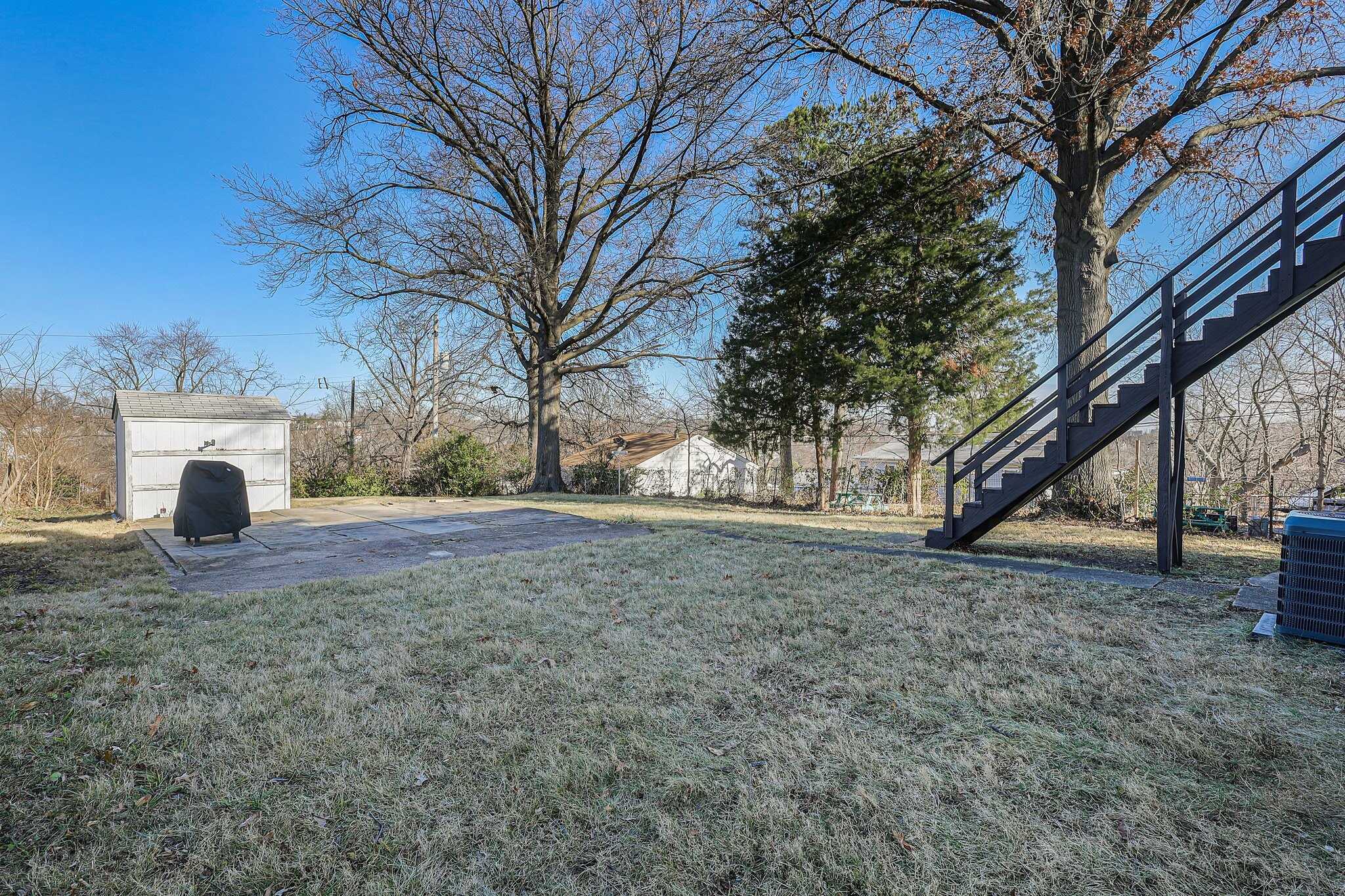 Building Photo - 6749 Plateau Ave