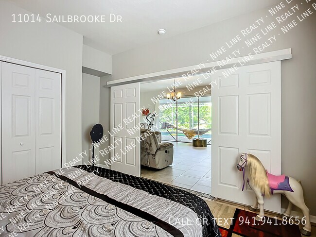 Building Photo - 11014 Sailbrooke Dr