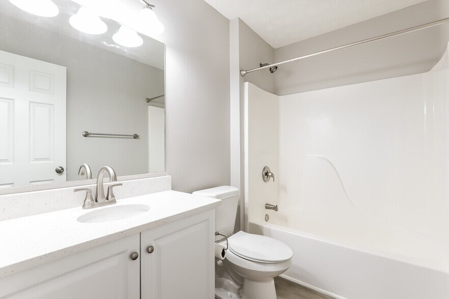 Building Photo - 3208 Bradford Pear Dr