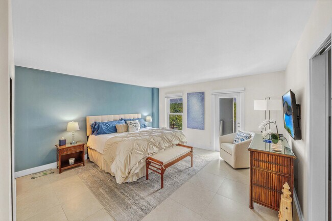 Building Photo - 1111 S Ocean Blvd