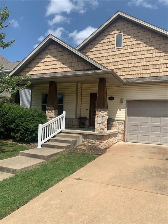 Primary Photo - 1410 NE Dysart Woods Ln