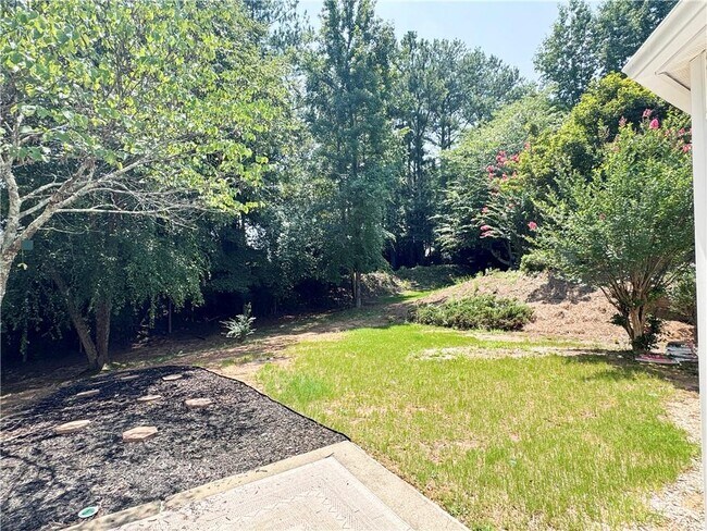 Building Photo - 3331 Serenade Ct