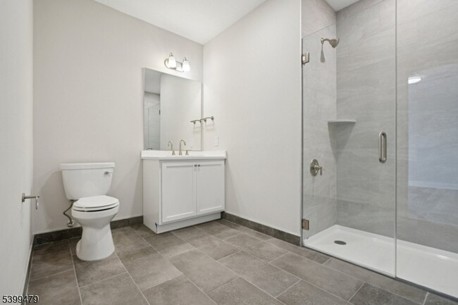 Building Photo - 246 Main St