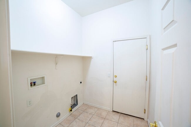Building Photo - 14976 S Camino Rio Puerco