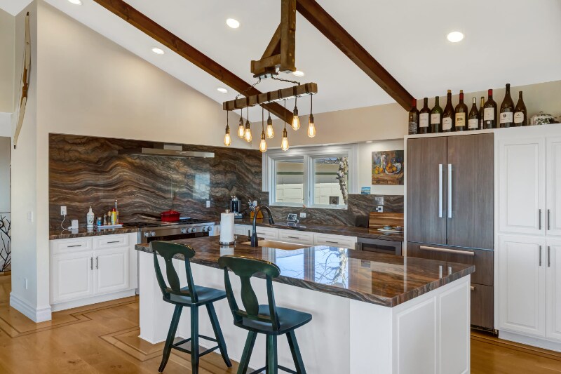 Building Photo - 22533 Majestic Dr