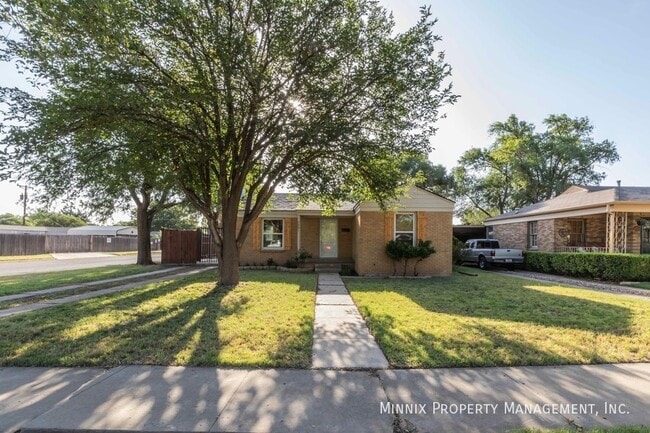 Building Photo - 3001 S Monroe St