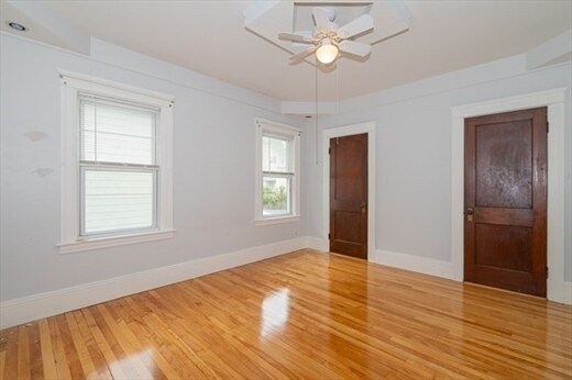 bedroom - 49 Catharine St