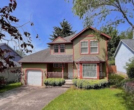 Building Photo - 2215 Wildflower Way