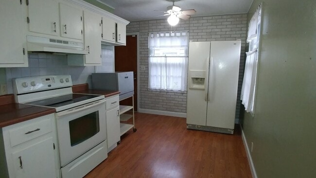 Building Photo - 3523 Karl Rd