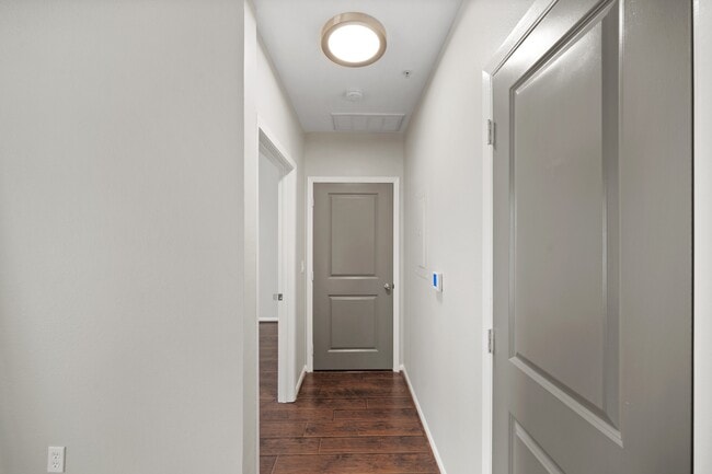 Building Photo - 3505 Sage Rd