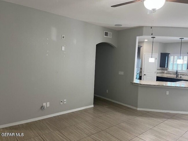 Building Photo - 6093 Rivet Pl