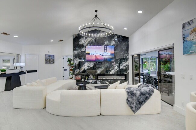 Building Photo - 13302 Doubletree Cir