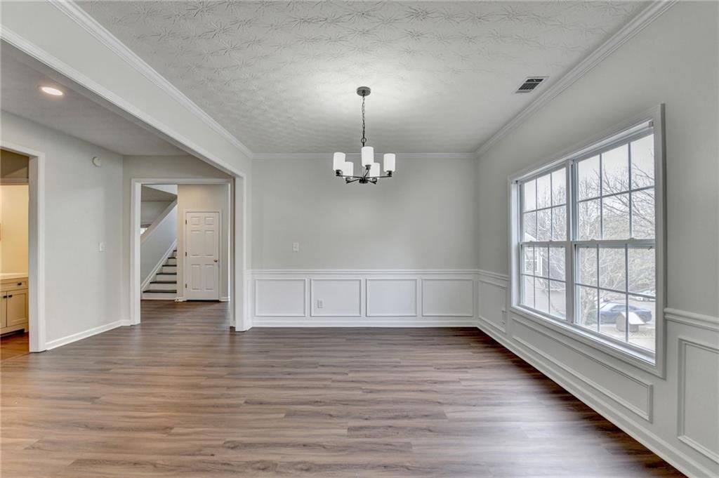 Building Photo - 6670 Island Pointe Dr