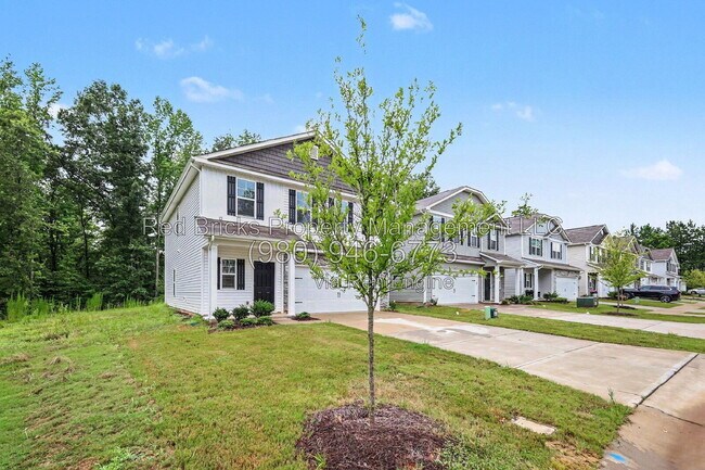 Building Photo - 2132 Clapham Ct