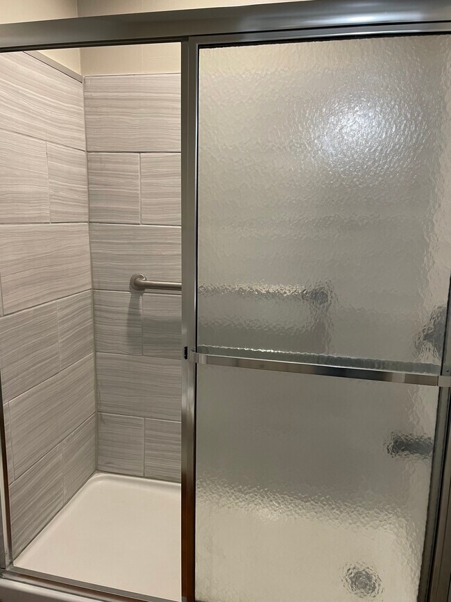 Building Photo - 501 Philmar Ct