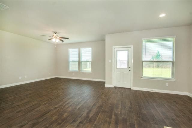 Building Photo - 11437 Leeson St