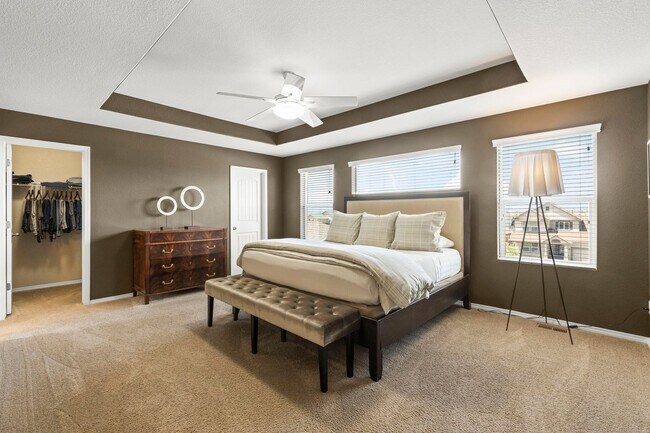 Building Photo - Evolve Real Estate: Meticulous and Luxurious 4 Bedroom + Office + Finished Basement on A Double C...