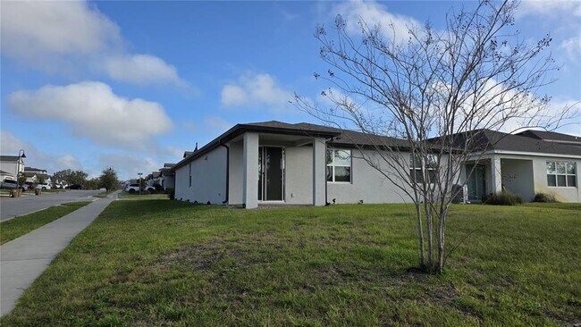 Building Photo - 17301 Back Bay Ct