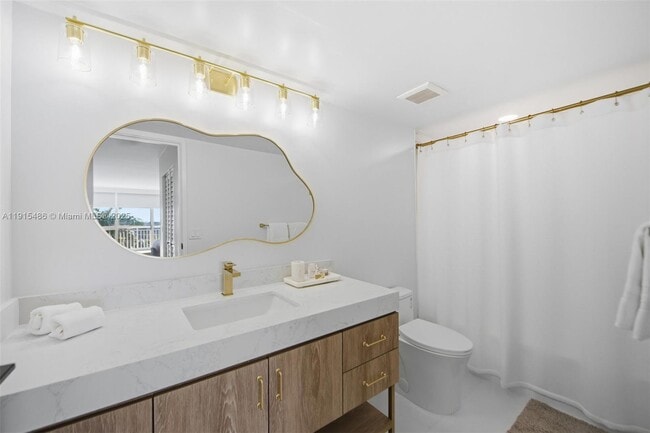 Building Photo - 3546 S Ocean Blvd