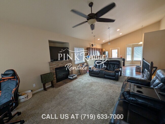 Building Photo - 8377 Freestar Way