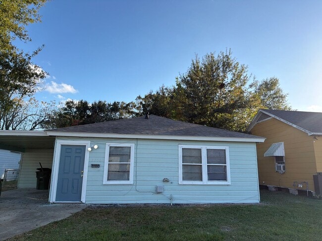 Primary Photo - Great 2/1!