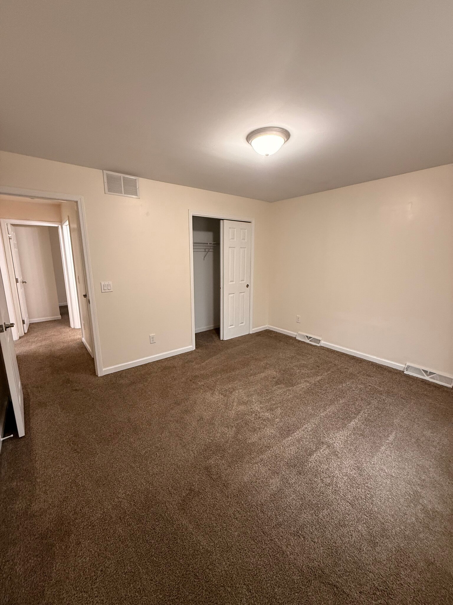 Building Photo - 4178 S Center St