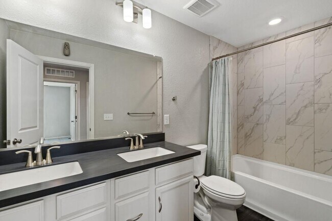 Building Photo - 4115 Chasm Lk Dr