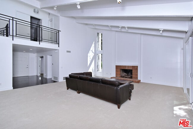 Building Photo - 9908 Lancer Ct