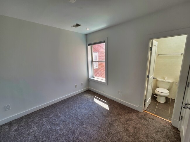 Building Photo - 1350 Randolph St NW