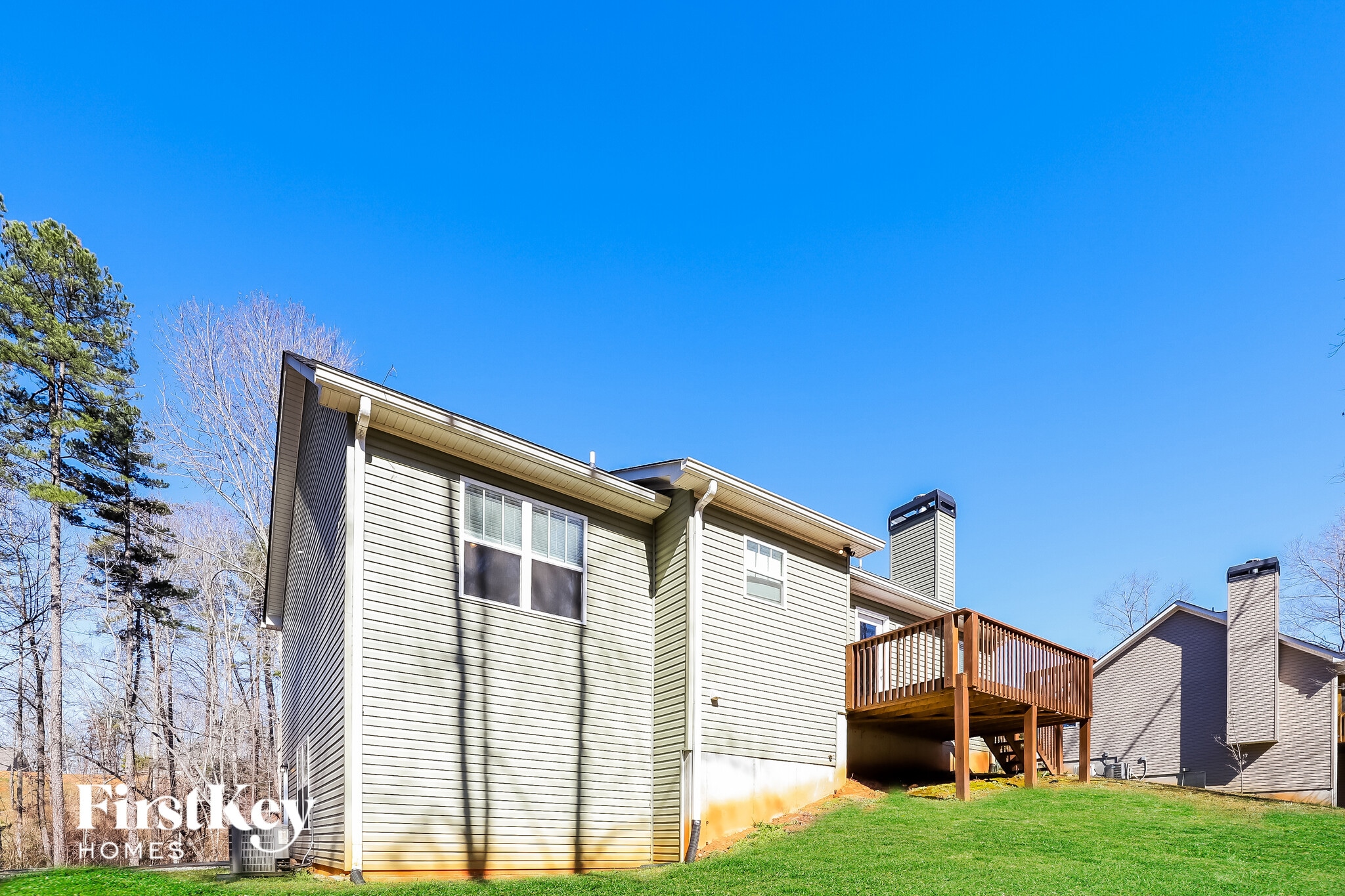 Building Photo - 17 Baker St