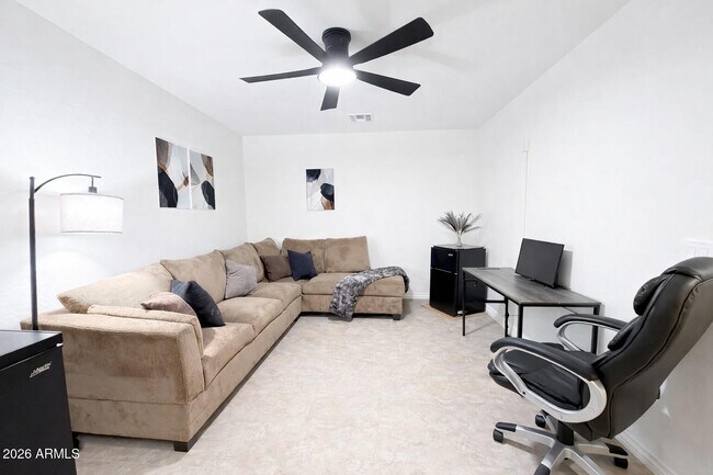 Building Photo - 854 S San Marcos Dr