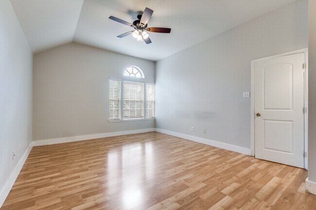 Building Photo - 9212 Rustlers Creek Dr