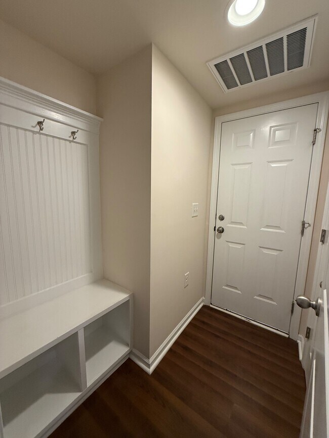 Building Photo - 2246 Red Knot Ln