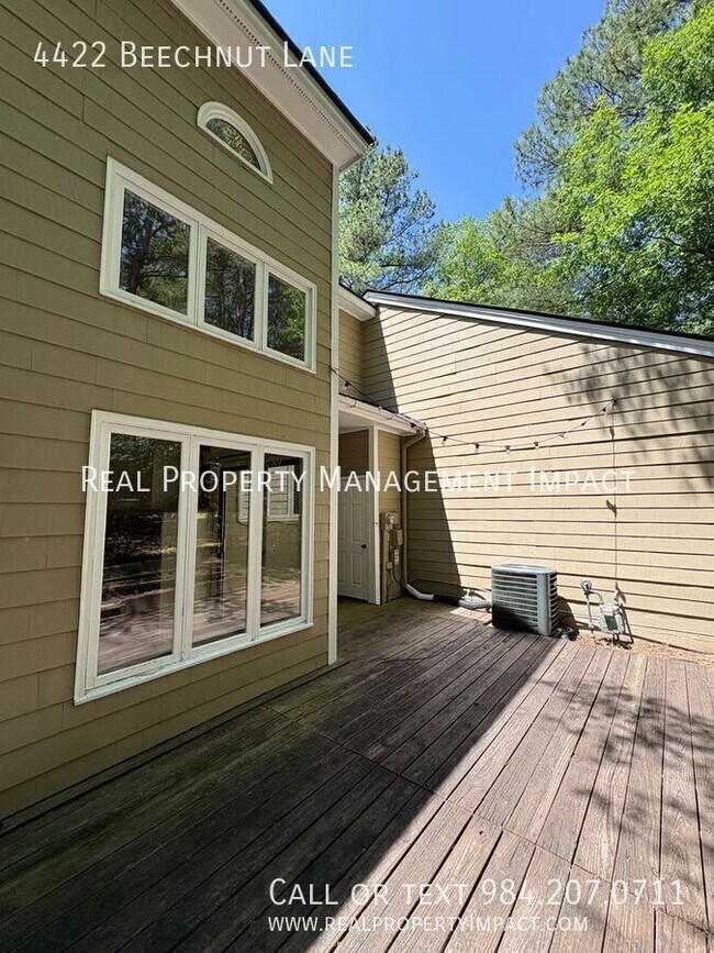 Building Photo - 4422 Beechnut Ln