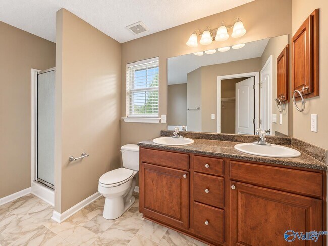 Building Photo - 409 Summer Cove Cir NW
