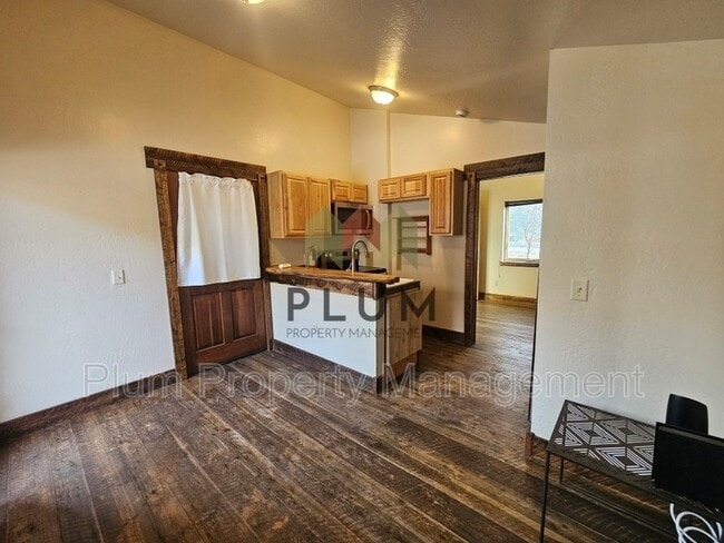 Building Photo - 131 Speedway Ave