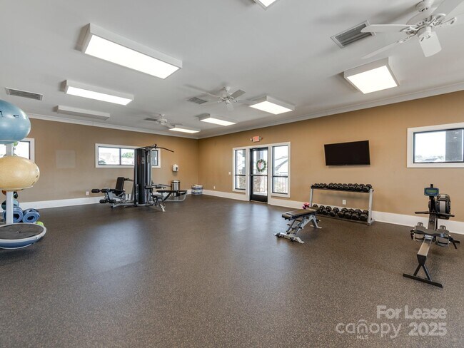 Building Photo - 1063 Thoroughbred Dr.