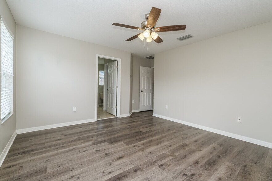 Building Photo - 3348 Thistledown Ln