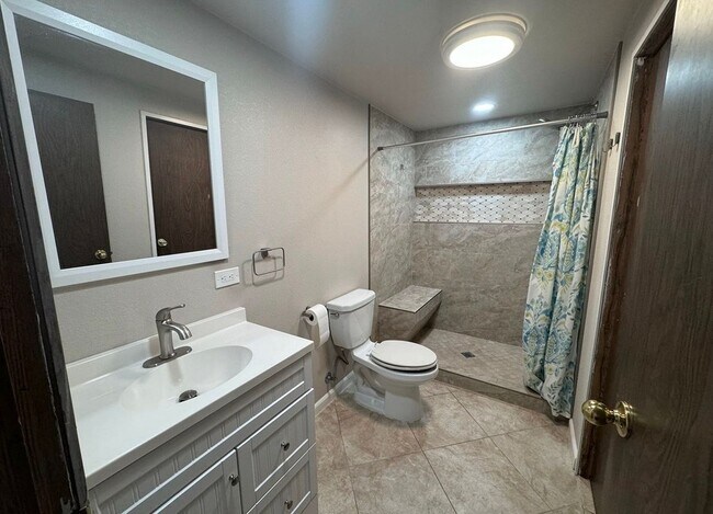 Building Photo - 5454 Diamondback Trail