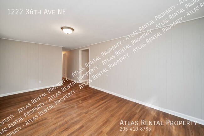 Building Photo - 1222 36th Ave