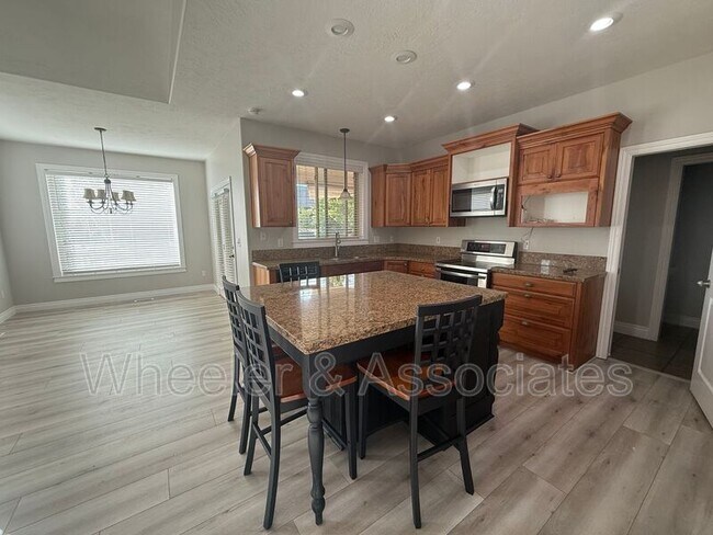 Building Photo - 4109 N 175 W
