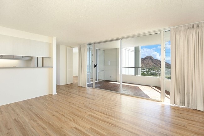 Building Photo - Diamond Head Vista...Breathtaking views, high floor, A/C, open lanai