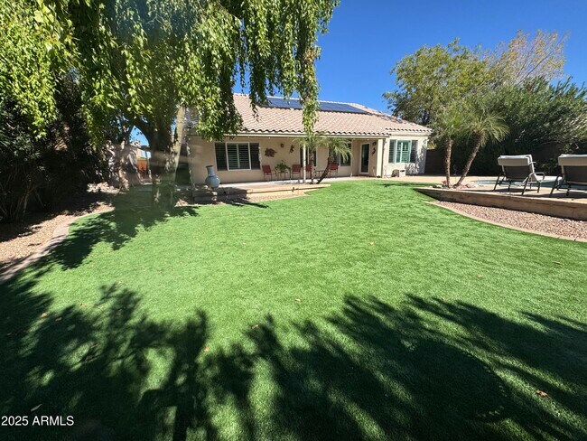 Building Photo - 4435 E Cathedral Rock Dr