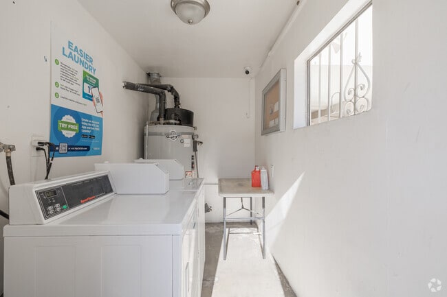 Laundry Room - 422 N Exton Ave