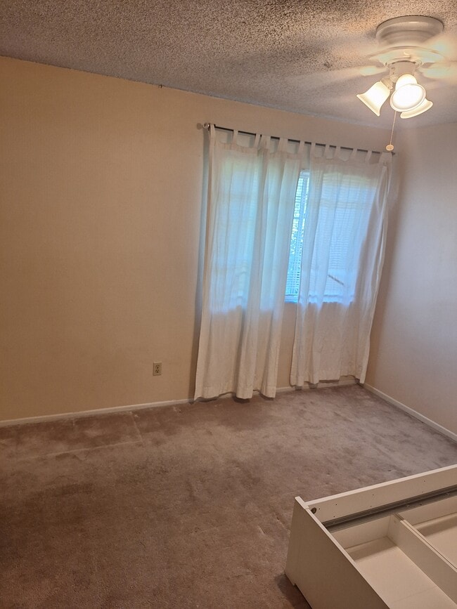 Upstair bedroom 1 - 14900 Simonds St