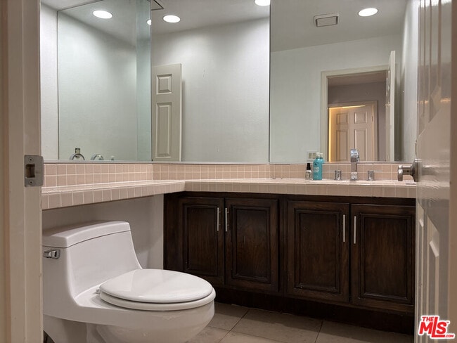 Building Photo - 4312 Park Verdi