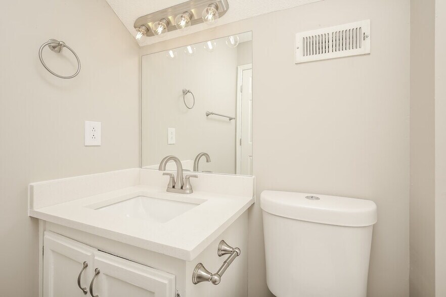 Building Photo - 309 Cedar Park Cir