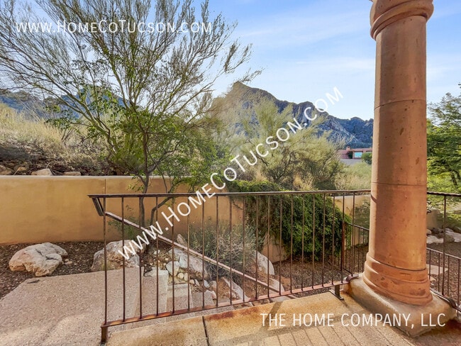 Building Photo - 1621 E Crimson Canyon Pl