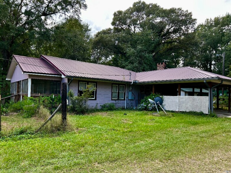 Building Photo - 8098 Eleanor Andrews Rd