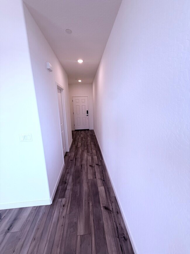 Building Photo - 6461 W Austin Wy